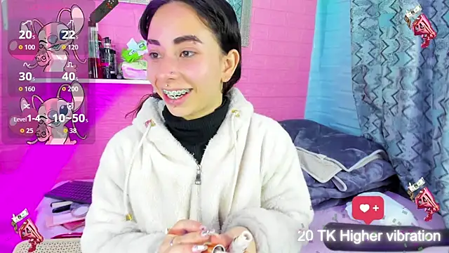 hanna  azumi online show from November 2025 04:05:02 AM