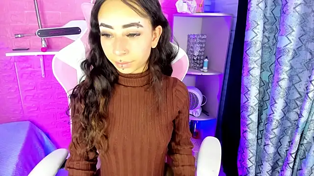 hanna  azumi online show from November 2025 03:07:01 AM