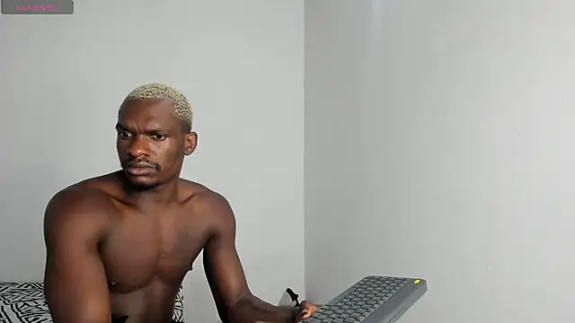 edwin mosquera1 online show from November 2025 09:47:01 PM