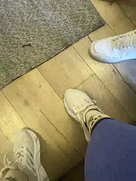 Cheinneyia online show from April 2026 01:07:01 PM