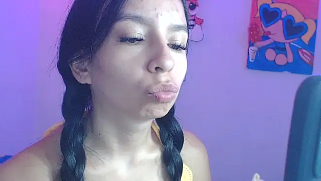 jhoanitahot online show from July 2026 12:46:02 PM
