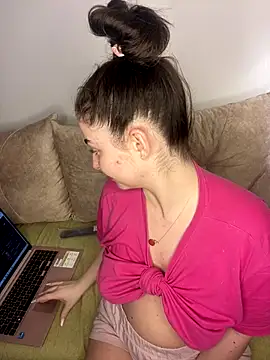 Snapshot of GraceCarther chatting on November 2025 10:20:02 PM GraceCarther online show from November 2025 10:20:02 PM