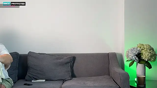 Flying-Dutchmana online show from November 2025 03:54:02 AM