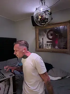 Snapshot of pillepallex84x chatting on September 2025 11:44:02 PM pillepallex84x online show from September 2025 11:44:02 PM