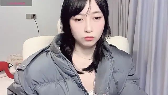 Snapshot of Urly_S chatting on December 2024 08:28:01 AM Urly S online show from December 2024 08:28:01 AM