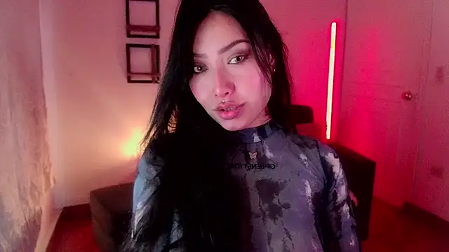 Emilyswan04 online show from February 2025 03:59:02 PM