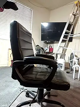 lit702 online show from March 2026 07:15:01 PM