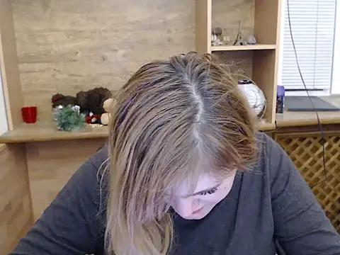 DaniellaKiss online show from February 2026 04:49:02 PM