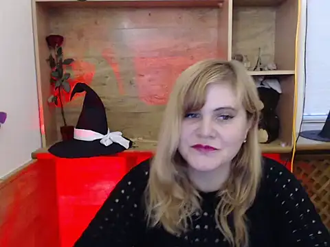 DaniellaKiss online show from October 2025 01:11:01 PM