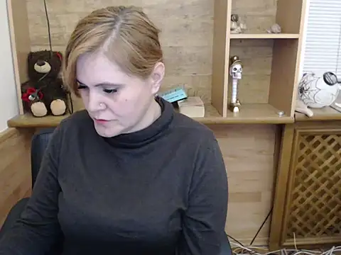 DaniellaKiss online show from April 2026 05:19:01 PM