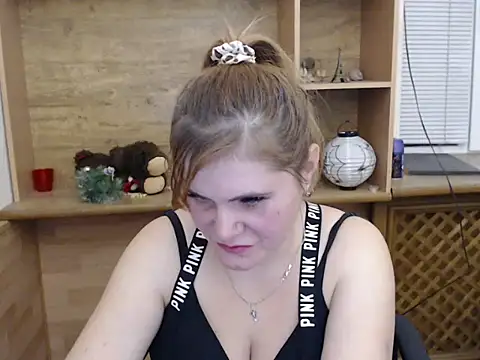 DaniellaKiss online show from February 2026 10:18:02 PM