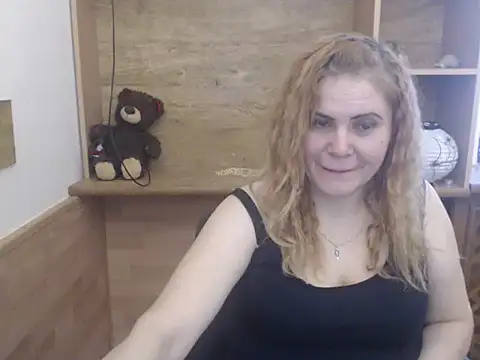 DaniellaKiss online show from April 2026 07:35:02 AM