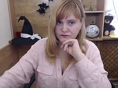 DaniellaKiss online show from November 2025 09:08:02 AM