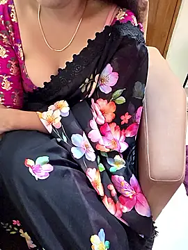 Snapshot of Roja-Telugu777 chatting on January 2026 03:35:01 AM Roja-Telugu777 online show from January 2026 03:35:01 AM