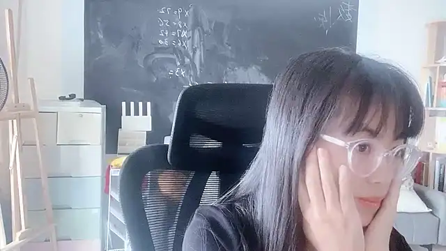 Honey-cici online show from December 2025 07:23:01 AM