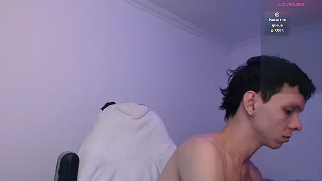 bryamado69 online show from March 2026 08:26:02 PM