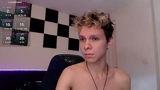 Snapshot of bryamado69 chatting on October 2025 02:29:02 PM bryamado69 online show from October 2025 02:29:02 PM