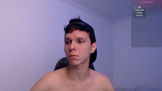 bryamado69 online show from March 2026 11:43:01 AM