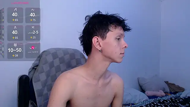 Snapshot of bryamado69 chatting on July 2026 06:14:02 AM bryamado69 online show from July 2026 06:14:02 AM