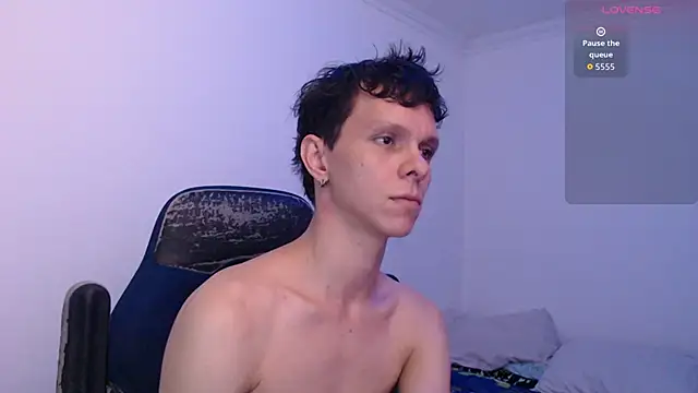 bryamado69 online show from March 2026 07:45:02 PM