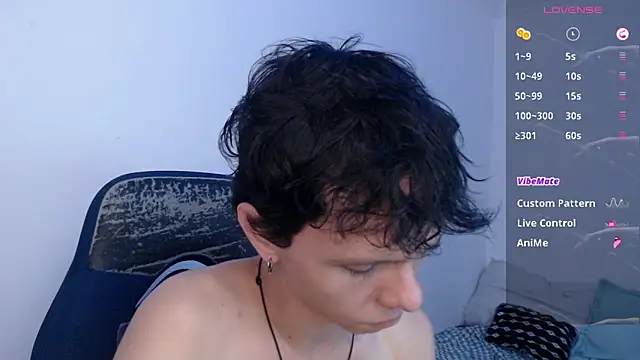 Snapshot of bryamado69 chatting on May 2026 09:28:02 AM bryamado69 online show from May 2026 09:28:02 AM