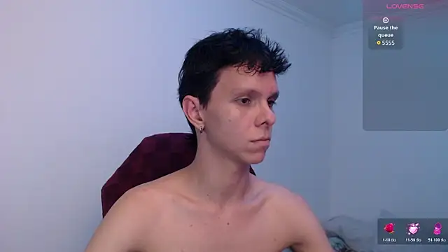 bryamado69 online show from April 2026 04:46:01 PM