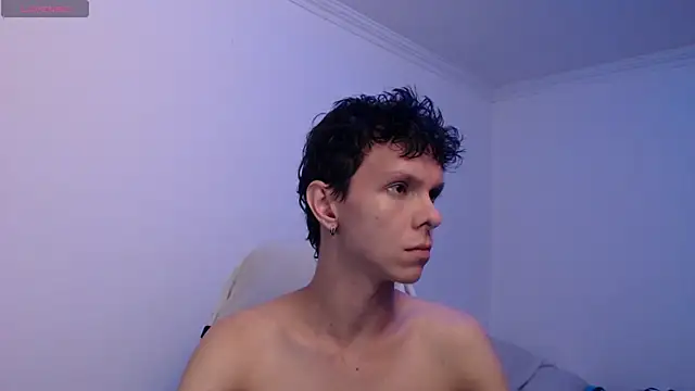 bryamado69 online show from April 2026 07:45:02 AM