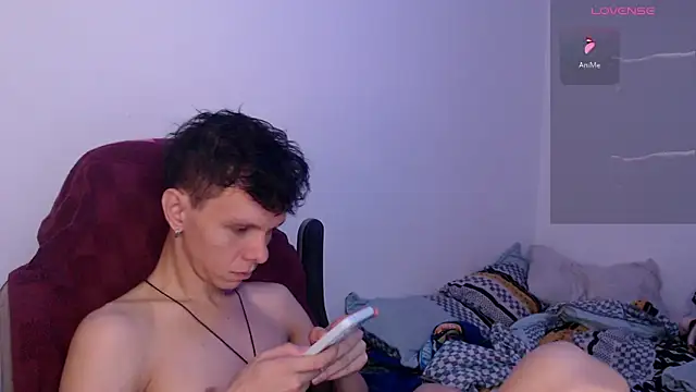 Snapshot of bryamado69 chatting on June 2026 06:46:01 AM bryamado69 online show from June 2026 06:46:01 AM