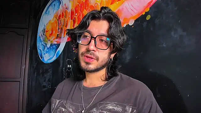 Ackerman Eren  online show from November 2025 06:11:02 PM