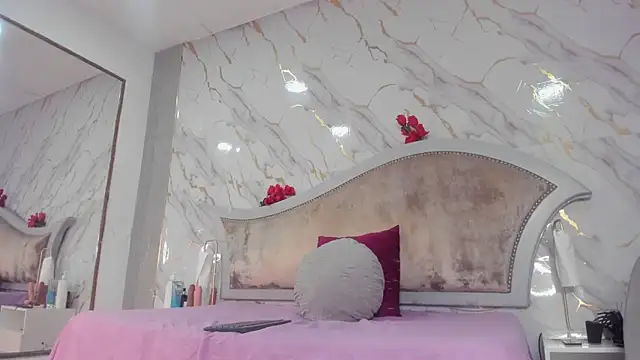 sarita rouzze online show from November 2025 09:23:02 AM