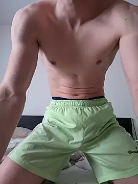 Snapshot of harper91000 chatting on February 2025 01:08:02 PM harper91000 online show from February 2025 01:08:02 PM