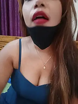Snapshot of BongQueen9 chatting on July 2026 05:41:02 PM BongQueen9 online show from July 2026 05:41:02 PM