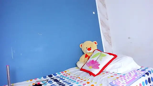 Antonellasmith00 online show from February 2025 01:14:01 PM