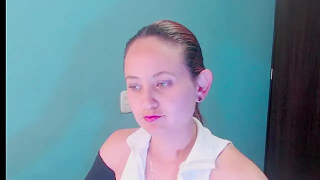 zoe jones3 online show from February 2025 10:20:01 PM