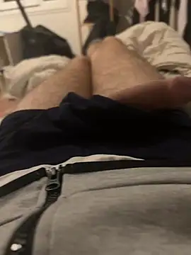 pignoufe online show from April 2026 10:38:02 PM