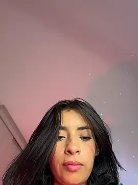 Laura fernandezII online show from March 2026 02:45:02 AM