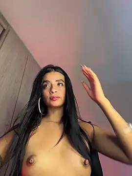 Laura fernandezII online show from November 2025 02:26:01 AM