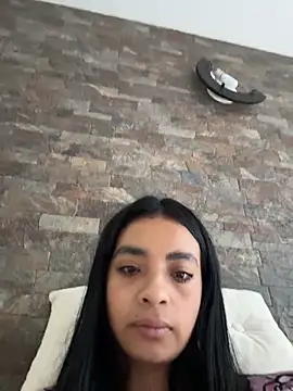 Laura fernandezII online show from November 2025 11:22:02 AM