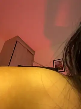 Laura fernandezII online show from March 2026 11:50:01 PM