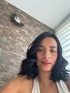 Laura fernandezII online show from March 2026 03:31:02 PM