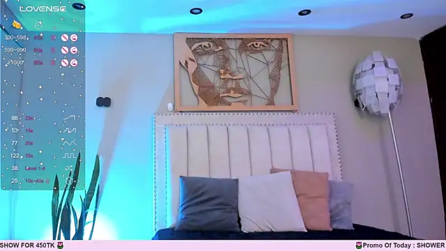 Snapshot of LenaRuiz_ chatting on March 2025 06:17:02 PM LenaRuiz online show from March 2025 06:17:02 PM