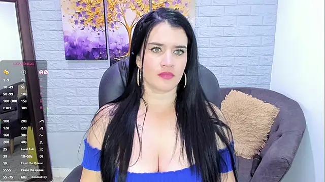 Snapshot of LenaRuiz_ chatting on September 2025 12:07:02 PM LenaRuiz online show from September 2025 12:07:02 PM