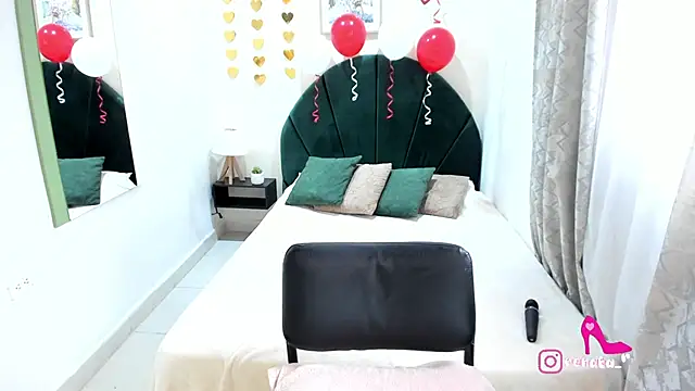 LenaRuiz  online show from February 2026 12:16:02 PM