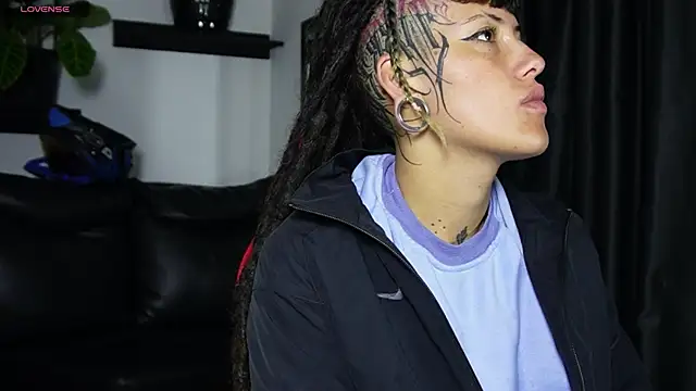  sharlotte777 online show from March 2026 02:08:01 PM