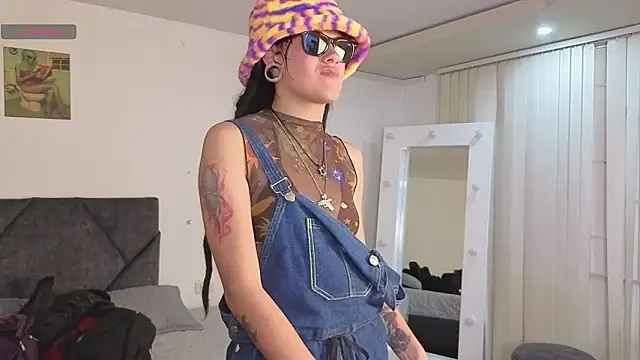  sharlotte777 online show from February 2026 05:23:02 PM