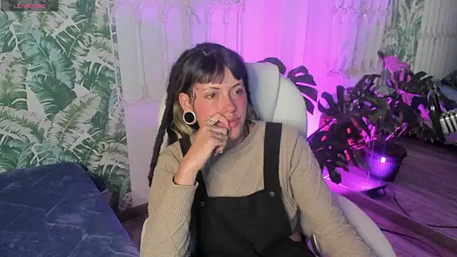  sharlotte777 online show from March 2026 03:57:01 PM