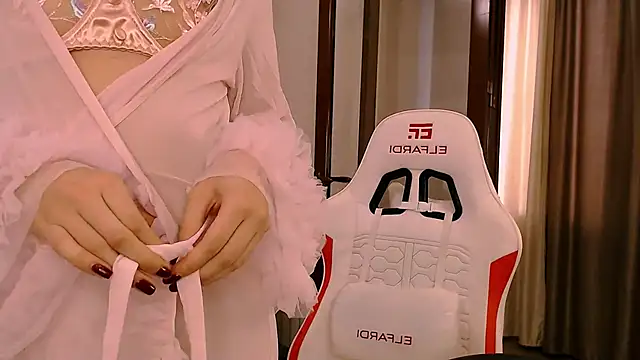 Ann  Cute online show from November 2025 05:32:02 AM