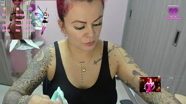 KAROL MILF online show from November 2025 09:52:01 PM