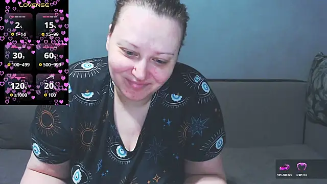 Snapshot of anna_claire chatting on May 2026 05:44:02 AM anna claire online show from May 2026 05:44:02 AM