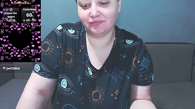 Snapshot of anna_claire chatting on May 2026 07:35:02 AM anna claire online show from May 2026 07:35:02 AM